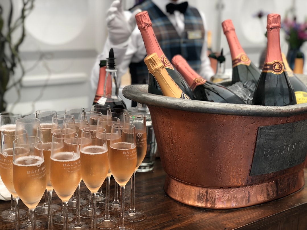 Grote champagne koeler kiezen: waar je echt op moet letten