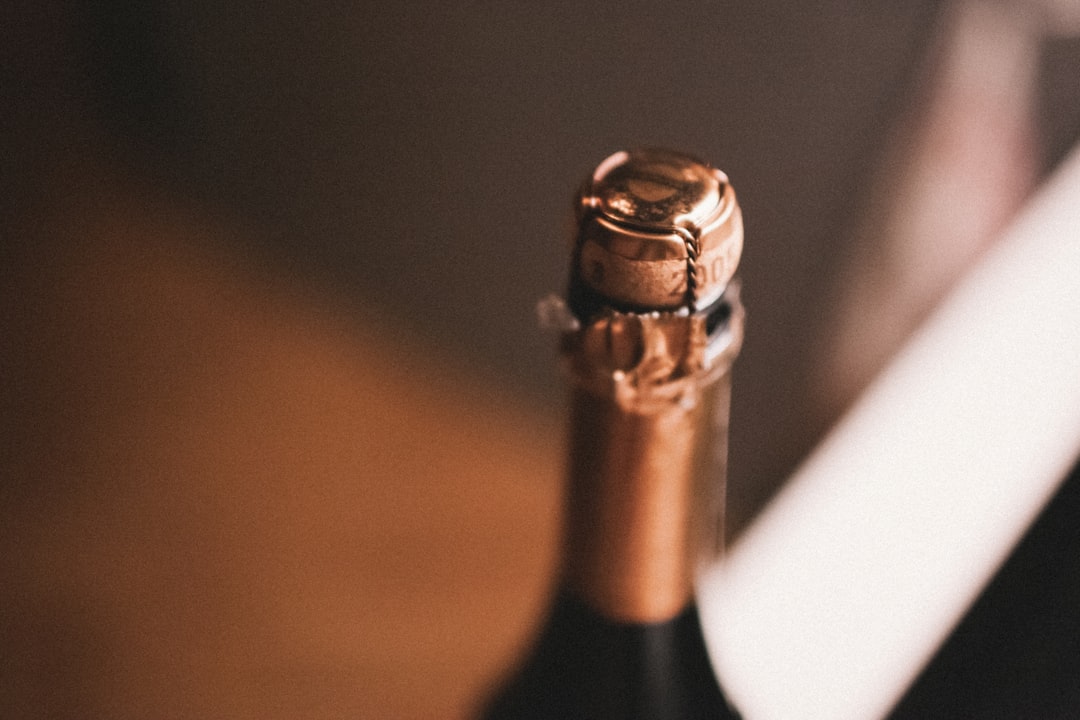 Champagne bewaren na opening: zo lang blijft ie goed