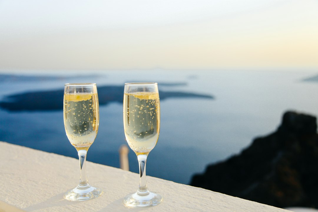 Calorieën in champagne: hoeveel zitten er in een glas?