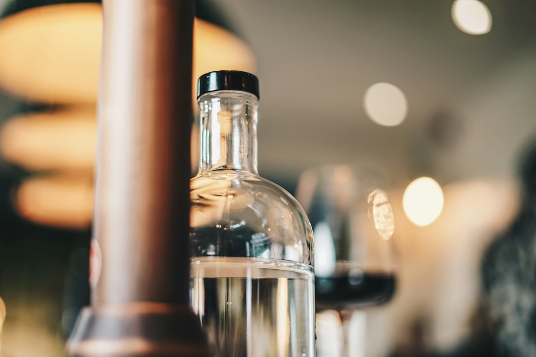 Lepel in de fles: werkt dit bubbels-trucje écht?