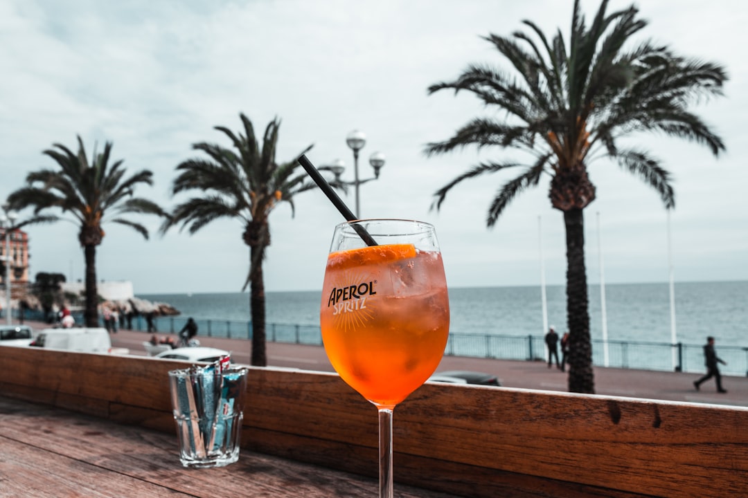 Calorieën in een aperol spritz: hoeveel zitten er in één glas?